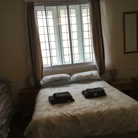 Hotel The Royal *
